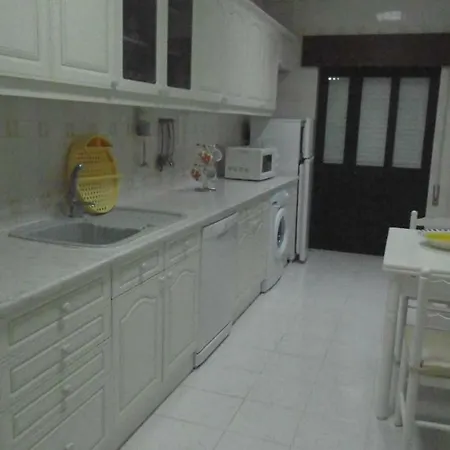 Apartamento Amendoeiras Διαμέρισμα *