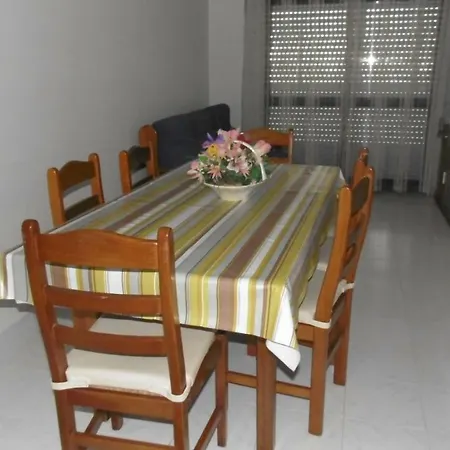 Apartamento Amendoeiras *